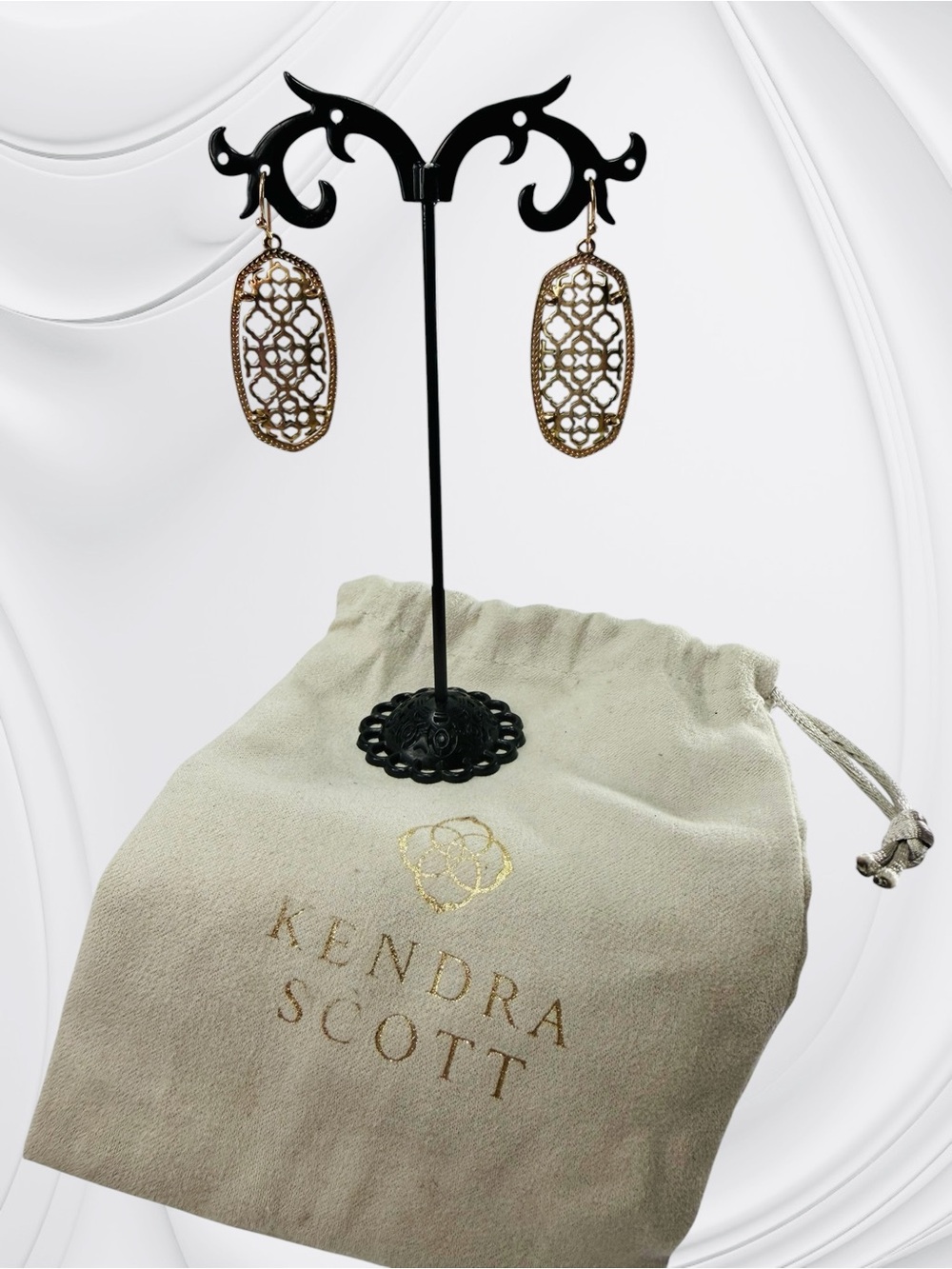 Kendra Scott Elle Gold Tone Filigree Hook Earrings Logo Openwork Oval Signed